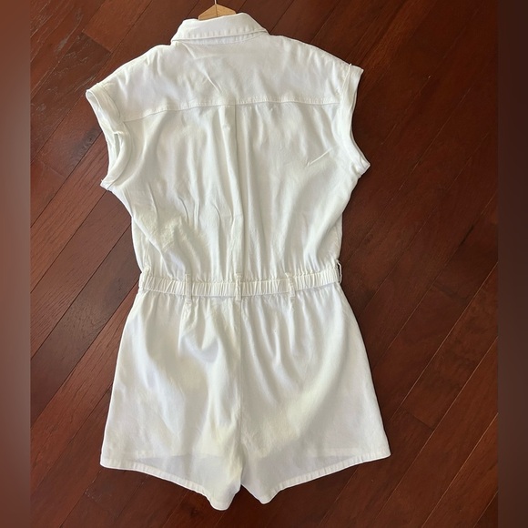 $99 KUT From the Kloth Short Sleeve Button Down Romper Medium White stretchy - Picture 6 of 7